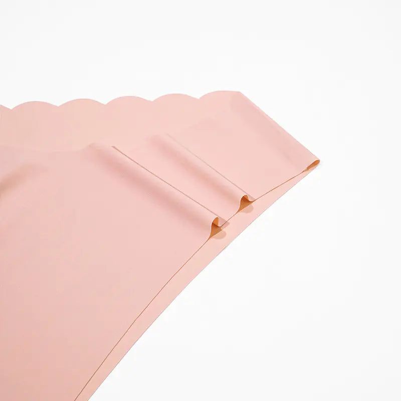 AuraPetal™ – Braguita Invisible Ondulada Antimarcas
